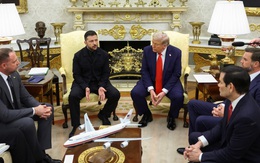 Ông Trump bất ngờ dừng họp với ông Zelensky và lãnh đạo châu Âu để gọi cho ông Putin trong 40 phút