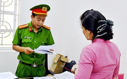 Không yêu thương trẻ, xin đừng làm nghề bảo mẫu