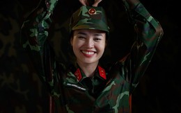 Khi Quốc ca vang lên trong Sao nhập ngũ, màn hình rực cờ đỏ sao vàng