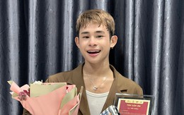 TikToker Viết Tường - chàng trai mắc hội chứng TICS được tôn vinh 'Tỏa sáng nghị lực Việt'