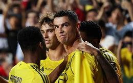 Dù thua trận, Ronaldo đi vào lịch sử bóng đá với số bàn thắng kỷ lục