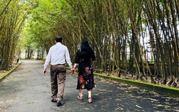 Càng già càng thương: Ba má tôi và tình yêu qua năm tháng