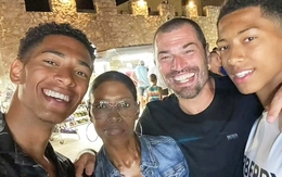 Cha Jobe Bellingham 'nổi điên' vì con trai bị thay ra sớm