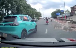 Lạng lách ép xe người khác, nhận phạt 45 triệu đồng, bằng lái tạm giữ 11 tháng