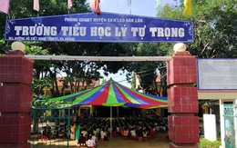 Phụ huynh phản ứng việc học sinh mặc 3 kiểu đồng phục mỗi tuần, trường phải dừng