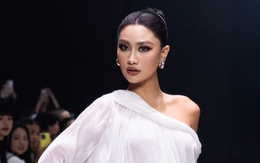 Hoa hậu Nguyễn Hoàng Phương Linh giúp giới trẻ chống trầm cảm