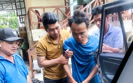 Mẹ già gặp lại con trai bỏ nhà ra đi 4 năm