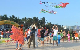 Nghỉ lễ 2-9: Người làm du lịch Mũi Né lo 'trở tay không kịp' vì khách hay đến đông vào phút cuối