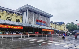 Có nhà bạt phục vụ người dân xem diễu binh, diễu hành A80