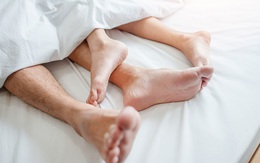 10 ngày sau cuộc ‘vui vẻ’, nam thanh niên nhiễm vi khuẩn thường gây viêm não mô cầu