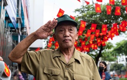 Cựu binh 81 tuổi: Thay mặt đồng đội đã hy sinh, tôi đi xem diễu binh 2-9, ngắm đất nước giàu đẹp