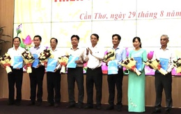 9 phó giám đốc sở ở Cần Thơ được nghỉ hưu trước tuổi, nhận trên 14 tỉ đồng