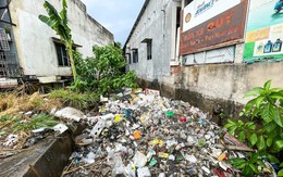 Bộ phản hồi cử tri TP.HCM về đề xuất phạt nghiêm vứt rác bừa bãi xuống kênh rạch, nơi công cộng