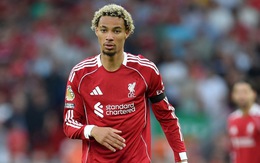 Premier League: Sôi động trong dịp nghỉ lễ