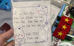 Chiến sĩ A80 tự tay làm quà tặng các bạn trẻ, dân mạng thốt lên: đáng yêu hết nấc!