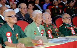 Bộ Nội vụ đề xuất trợ cấp 1 triệu đồng/tháng với thanh niên xung phong từ 1-12-2025