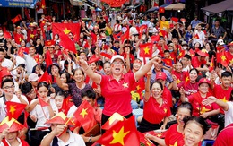 Tặng 100.000 đồng cho dân; Thẩm phán nói không với ‘quà cảm ơn’ 100 triệu đồng được bạn đọc quan tâm