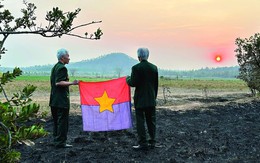 Hành trình trở về đặc biệt của lá cờ Mặt trận