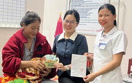 Nhận quà Quốc khánh ngay khi chào đời, bé trai được đặt tên Quốc Khánh