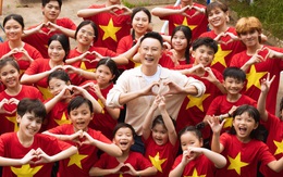 Hoàng Bách tung ba bài hát tặng Việt Nam dịp Quốc khánh 2-9