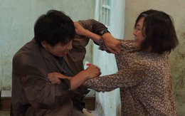 Cái kết 'Mang mẹ đi bỏ' chia rẽ khán giả