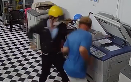 Truy bắt thanh niên vào tiệm photocopy rút dao đâm chủ tiệm
