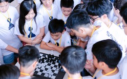 Cờ vua sẽ thế nào nếu kết hợp cùng nhảy zumba?