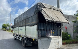 Phát hiện vụ vận chuyển 13 tấn dầu ăn đã qua sử dụng chuẩn bị tuồn vào TP Cần Thơ