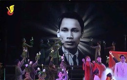 Đường ‘từ Việt Bắc về Hà Nội’ của Chủ tịch Hồ Chí Minh lên sân khấu cải lương