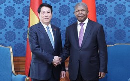 Việt Nam và Angola ký nhiều văn kiện, đặt mục tiêu 1 tỉ USD thương mại song phương