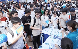 Vì sao số nguyện vọng xét tuyển đại học năm nay tăng kỷ lục?