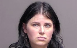 Mạo danh y tá, điều trị cho hơn 4.000 bệnh nhân bằng giấy phép giả