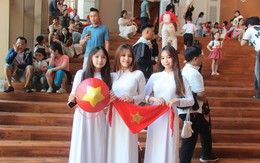 Du khách đổ về TP Đà Nẵng tham quan dịp lễ Quốc khánh