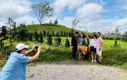 Du lịch mang theo nồi bún riêu: Mang hay không mang đồ ăn là tùy, sao phải phán xét?