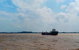 Về phương Nam không chỉ ngắm con sông dài...