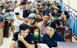 Miền Tây huy động cán bộ làm xuyên lễ cấp quà Quốc khánh 2-9 cho người dân