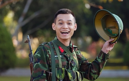 Sao nhập ngũ và chuyện Độ Mixi lộ hình ảnh hút shisha