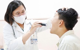 Bệnh hô hấp, tiêu hóa 'rình rập' học sinh đầu năm học mới