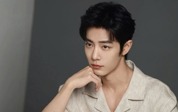 Tiêu Chiến được loạt thương hiệu xa xỉ săn đón, bùng nổ danh tiếng nhờ Tàng Hải truyện