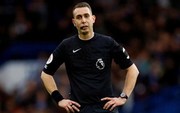 Cựu trọng tài Ngoại hạng Anh bị cáo buộc quay video khiêu dâm