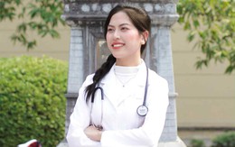 Nữ bác sĩ nội trú chuyên ngành y học hạt nhân không bỏ cuộc dù nước mắt ướt gối