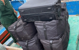 Thuyền trưởng vớt vali trên biển TP.HCM, bất ngờ phát hiện hơn 81kg cần sa