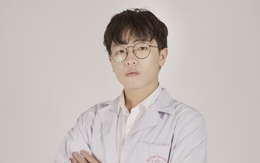 Mẹ từng là bác sĩ nội trú sản phụ khoa, con trai chọn khoa nội tim mạch 'khó nhằn' nhất