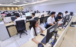 Hồi hộp chờ nâng hạng chứng khoán, tin ra là bán hay 'cầm' tiếp?