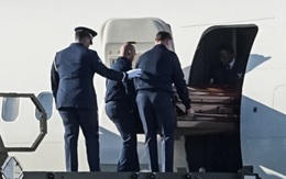 Linh cữu Charlie Kirk được đưa về quê nhà bằng chuyên cơ Phó tổng thống Mỹ