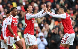 Arsenal lại thắng nhờ bài đá phạt góc