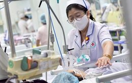 Bác sĩ, bệnh nhân bạo lực qua lại: Chỉ vì không chịu được 'cái thái độ'?