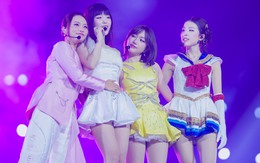 Concert 'Em xinh say hi' đêm 1: Bữa tiệc âm nhạc mãn nhãn và những giải thưởng 'cười té ghế'