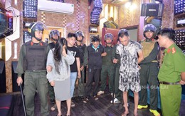 Tạm giữ 148 người chơi ma túy ở các điểm karaoke 'bay lắc'