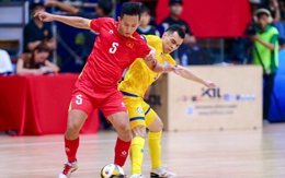 Mất hơn 20 tiếng di chuyển, tuyển futsal Việt Nam đến Trung Quốc dự giải châu Á